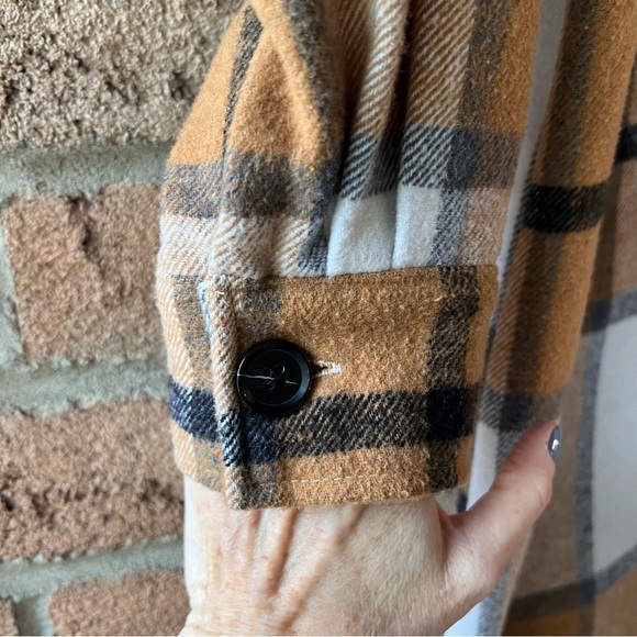 CI SONO | Brown, tan & white lightweight summer long plaid shacket jacket coat - Picture 6 of 15